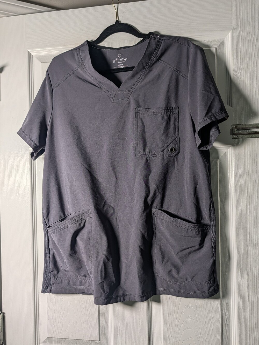 Infinity by Cherokee Men’s Medium Charcoal Gray V-Neck Stretch Scrub Top